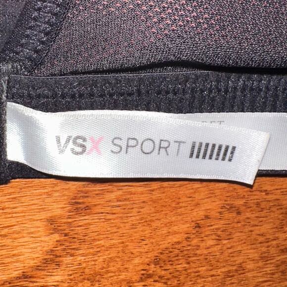 Victorias Secret Sport Incredible Coral Shine Racerback Sports Bra Size 36C - Picture 3 of 12